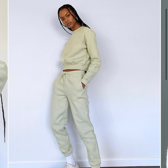 Artizia TNA Cropped Crew Neck - Picture 2 of 3